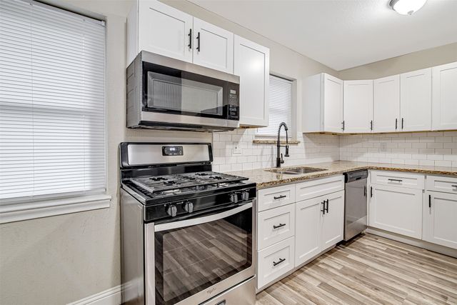 2127 E Mitchell Street, Arlington, TX 76010