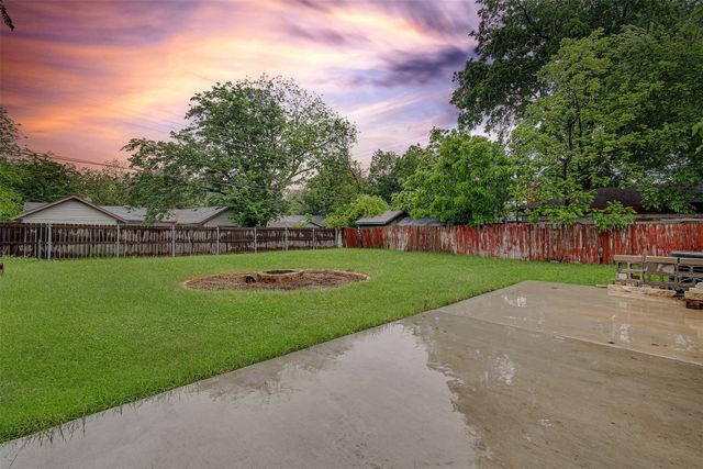 2127 E Mitchell Street, Arlington, TX 76010