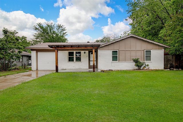 2127 E Mitchell Street, Arlington, TX 76010