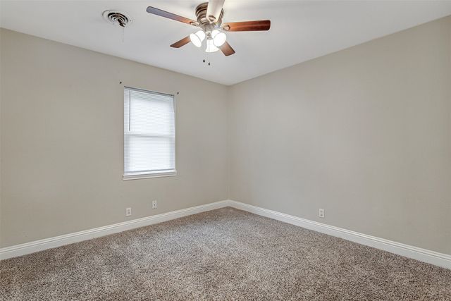 2127 E Mitchell Street, Arlington, TX 76010