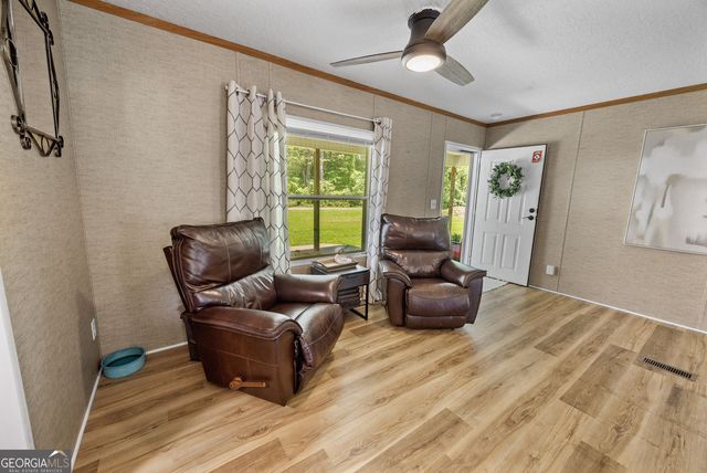1575 Davis Road W, Fairmount, GA 30139
