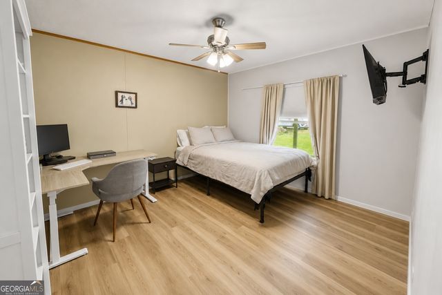 1575 Davis Road W, Fairmount, GA 30139