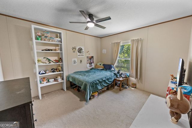 1575 Davis Road W, Fairmount, GA 30139