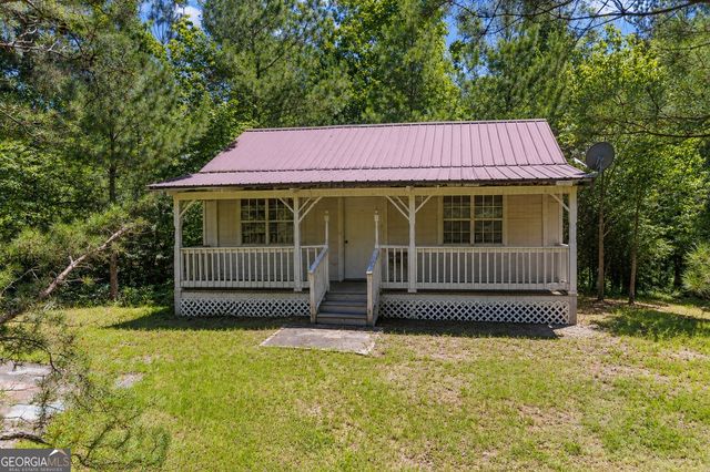 1575 Davis Road W, Fairmount, GA 30139