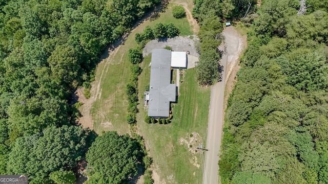 1575 Davis Road W, Fairmount, GA 30139