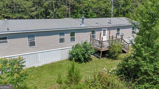 1575 Davis Road W, Fairmount, GA 30139