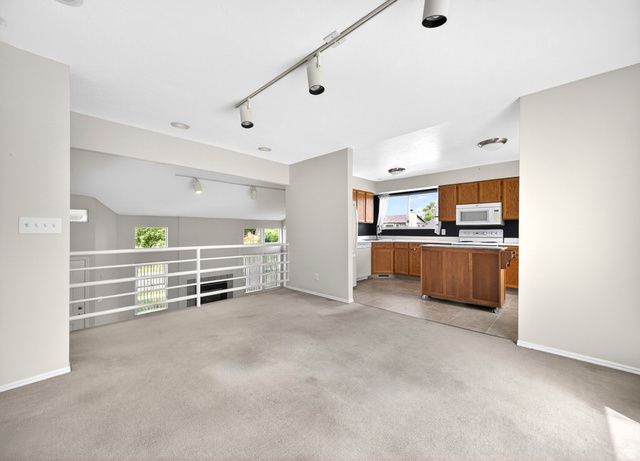 6649 S VERANO CIR, West Jordan, UT 84081
