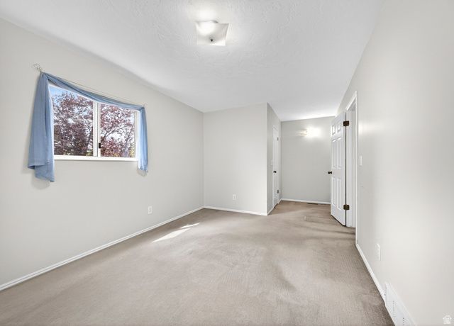 6649 S VERANO CIR, West Jordan, UT 84081