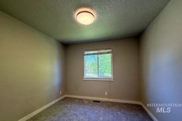 10122 W Shelborne Drive, Boise, ID 83709