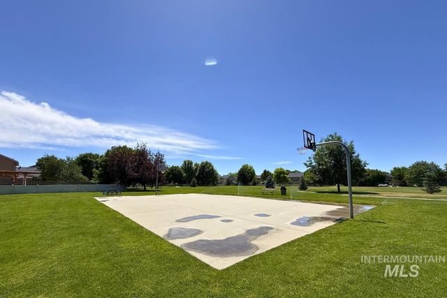10122 W Shelborne Drive, Boise, ID 83709