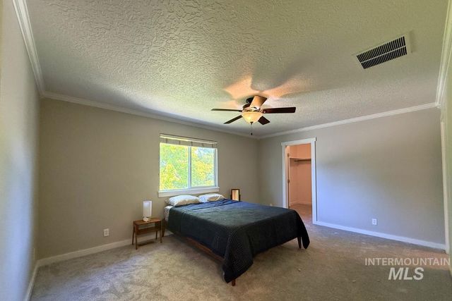 10122 W Shelborne Drive, Boise, ID 83709