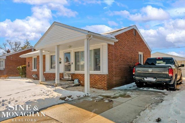 28637 Bohn Street, Roseville, MI 48066