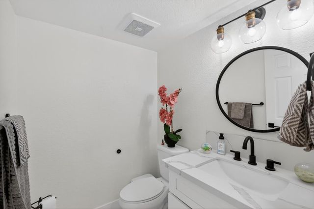 4133 Singing Tree Way, Antelope, CA 95843