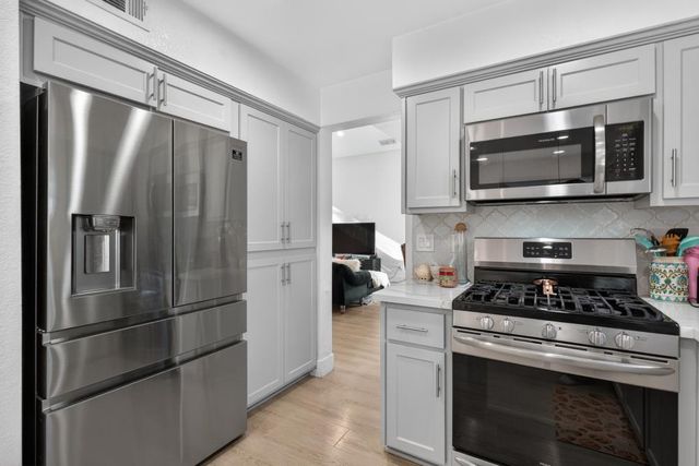 4133 Singing Tree Way, Antelope, CA 95843