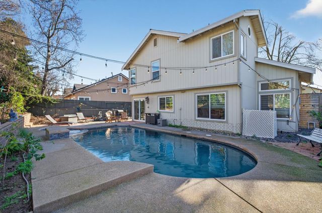 4133 Singing Tree Way, Antelope, CA 95843