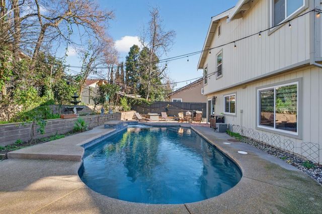 4133 Singing Tree Way, Antelope, CA 95843