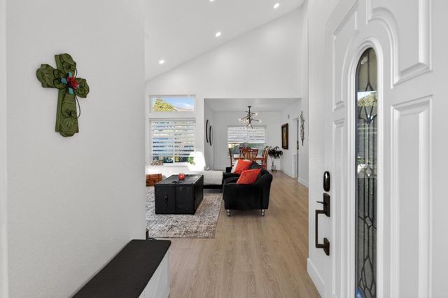 4133 Singing Tree Way, Antelope, CA 95843