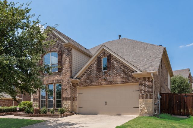 419 Aylesbury Drive, Roanoke, TX 76262