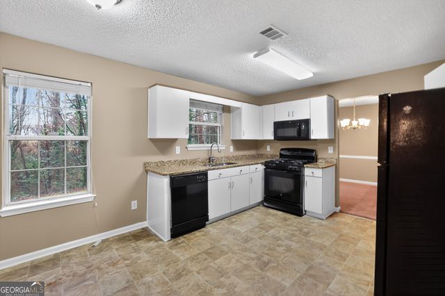 2420 Briar Knoll Road, Lithonia, GA 30058