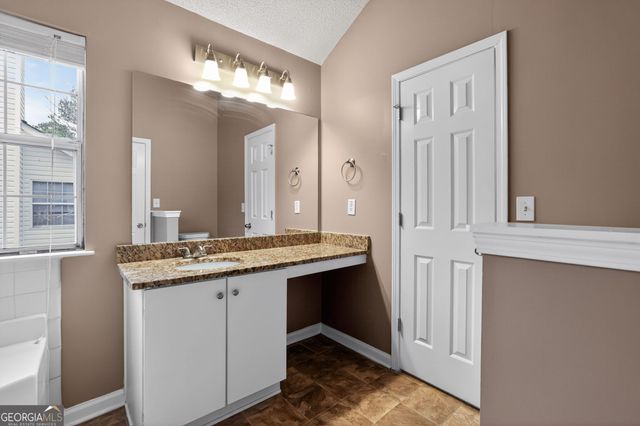 2420 Briar Knoll Road, Lithonia, GA 30058