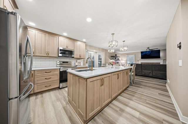 565 Apple Valley Circle, Delaware, OH 43015