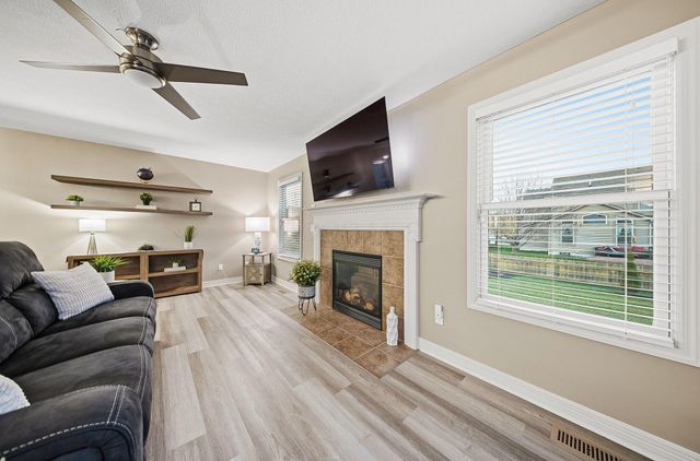 565 Apple Valley Circle, Delaware, OH 43015