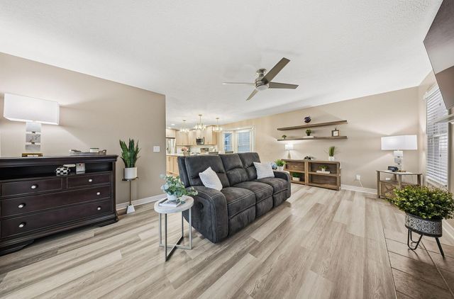 565 Apple Valley Circle, Delaware, OH 43015