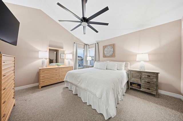 565 Apple Valley Circle, Delaware, OH 43015