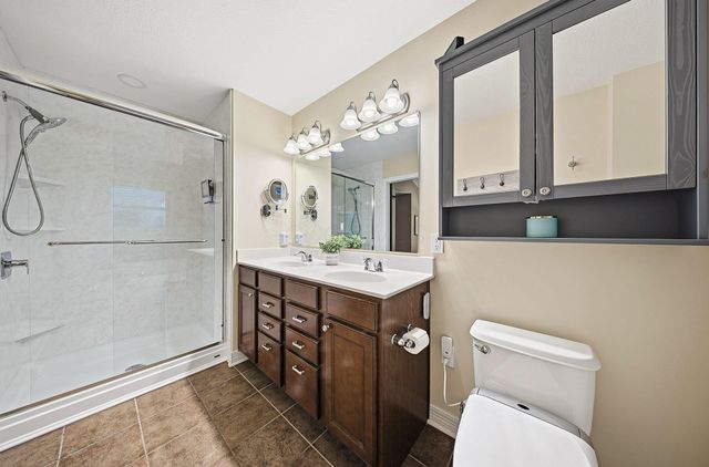 565 Apple Valley Circle, Delaware, OH 43015