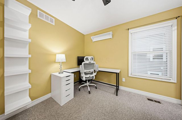 565 Apple Valley Circle, Delaware, OH 43015