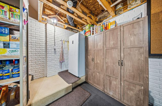 565 Apple Valley Circle, Delaware, OH 43015