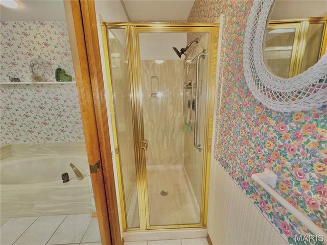15803 Harris Ridge Court, Chesterfield, MO 63017