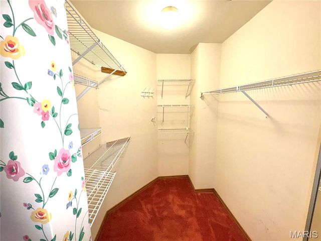 15803 Harris Ridge Court, Chesterfield, MO 63017