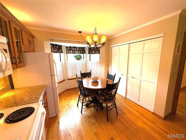15803 Harris Ridge Court, Chesterfield, MO 63017