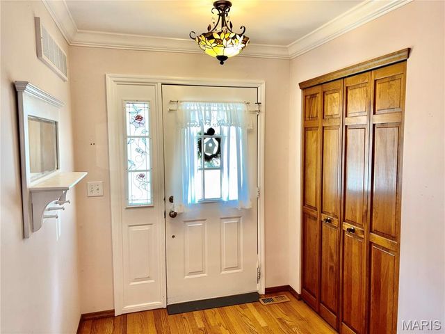 15803 Harris Ridge Court, Chesterfield, MO 63017