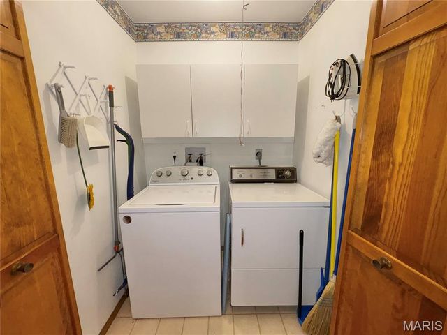 15803 Harris Ridge Court, Chesterfield, MO 63017