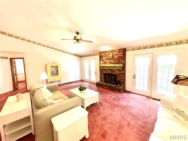15803 Harris Ridge Court, Chesterfield, MO 63017