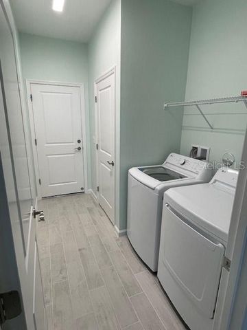 261 GYPSY PALACE LANE, Daytona Beach, FL 32124