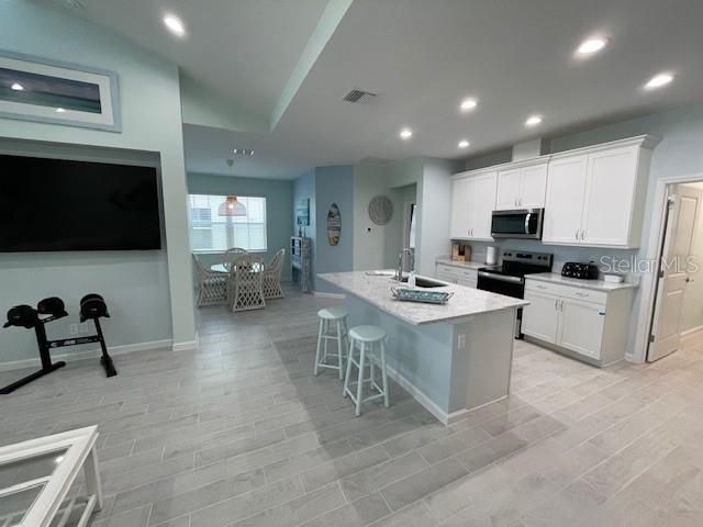 261 GYPSY PALACE LANE, Daytona Beach, FL 32124