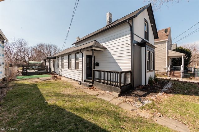 5811 Madison Avenue, Cleveland, OH 44102