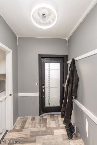 5811 Madison Avenue, Cleveland, OH 44102