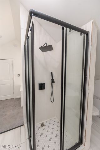 5811 Madison Avenue, Cleveland, OH 44102