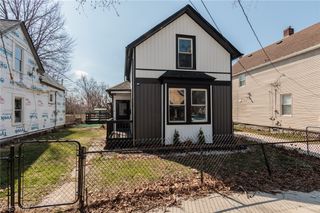 5811 Madison Avenue, Cleveland, OH 44102