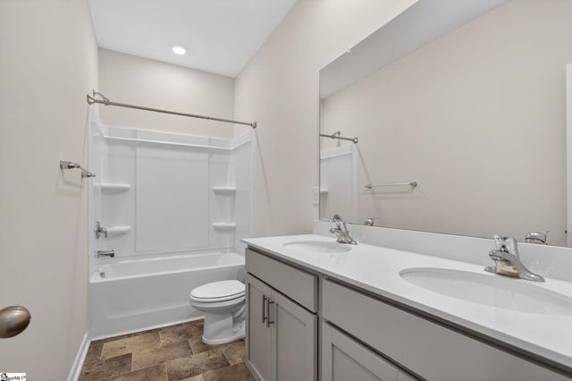 1095 Longstone Way, Spartanburg, SC 29306