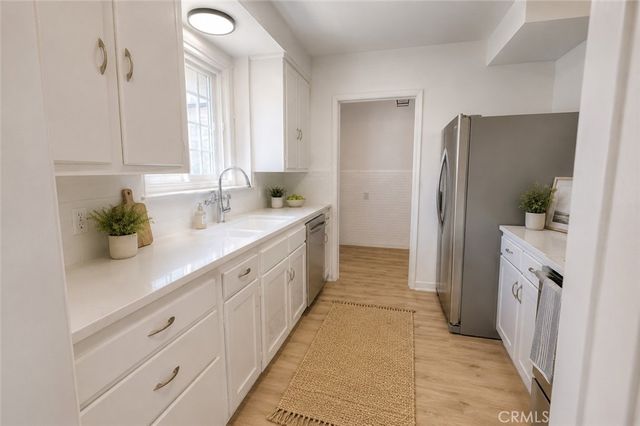 8725 S Gramercy Place, Los Angeles, CA 90047