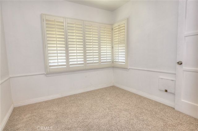 8725 S Gramercy Place, Los Angeles, CA 90047