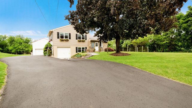 7078 EASTON RD, Pipersville, PA 18947