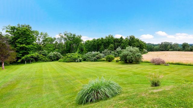 7078 EASTON RD, Pipersville, PA 18947