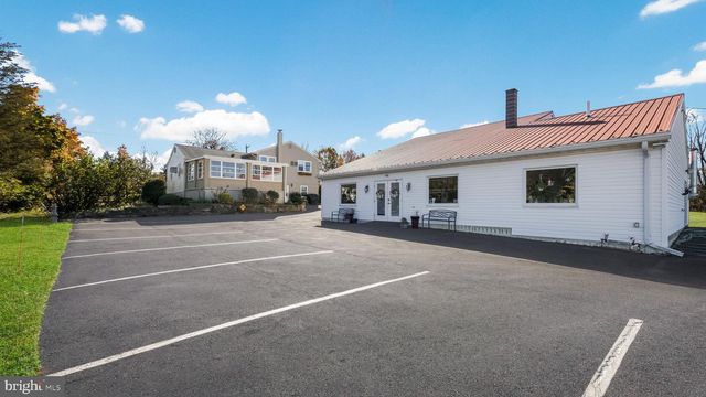 7078 EASTON RD, Pipersville, PA 18947