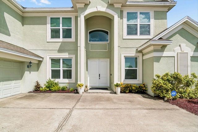 13800 CREST LAKE DRIVE, Hudson, FL 34669